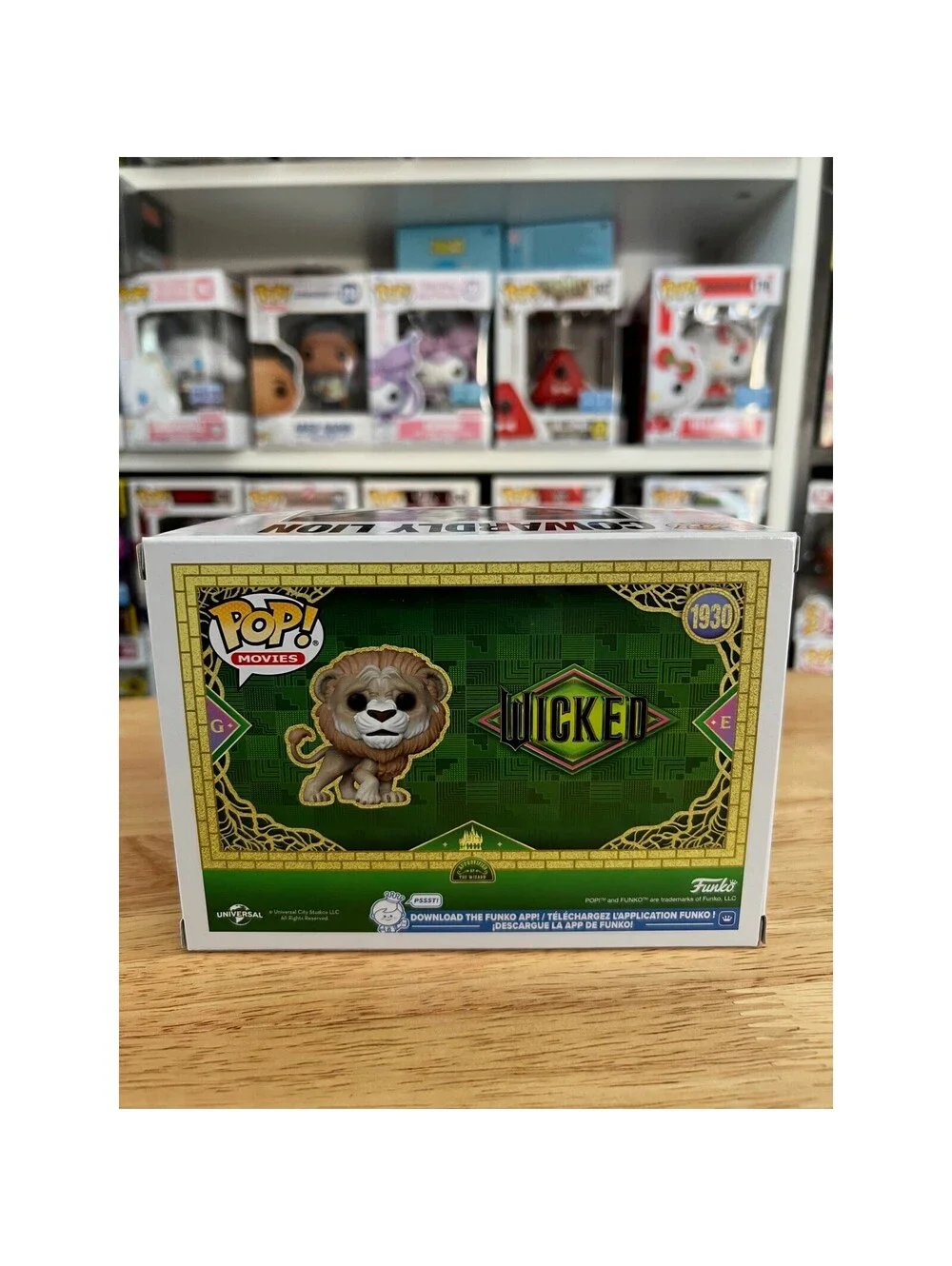 EXC Flocked (Fuzzy) Cowardly Lion Wicked For Good Funko Pop #1930 Wizard Oz Film
